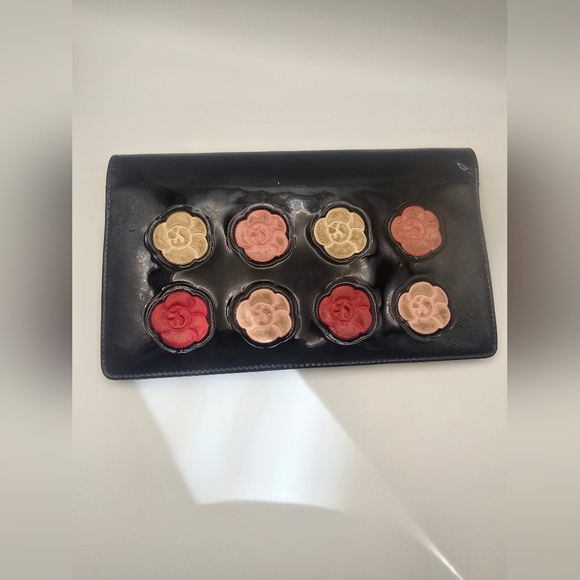 Chanel Camellia Colorful Pallette Patent Leather Long Wallet (EUC)(RARE)COA🏵🌸 - Picture 11 of 16